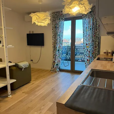 Monarch 1 P&p Lägenhet Timişoara