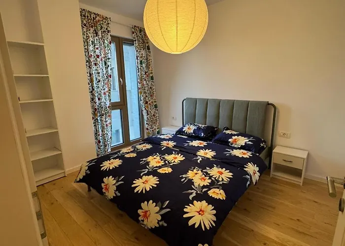 Lägenhet Monarch 1 P&p *